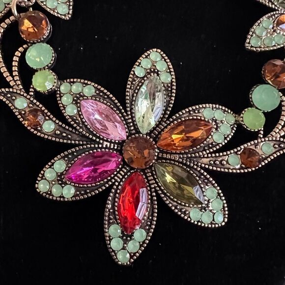 🌺 New gorgeous crystal beaded necklace 🌺 - Picture 5 of 9